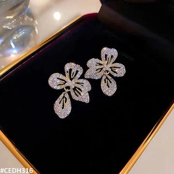 ZHL Flower Teardrop Earrings Pair